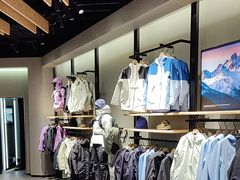 -凯乐石KAILAS(万国奥特莱斯店)
