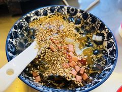 -阿昌白族石板烧·菌锅(大理古城店)