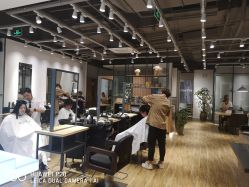 -Mentor Hair Salon