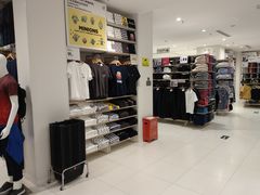 -优衣库(上海金桥国际商业广场店)