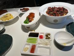 -四季民福烤鸭店(外滩外白渡桥店)