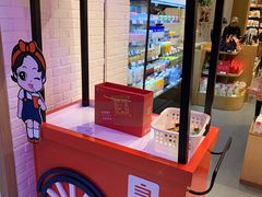 -良品铺子(五角场万达店)