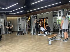 -威克健身游泳(万菱汇店)