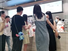 -喜茶(杭州滨江宝龙店)