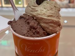 -VENCHI 闻绮(上海佛罗伦萨小镇店)