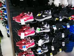 -迪卡侬(烟台万达店)