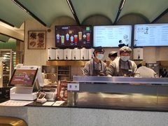 -奈雪的茶(亨特国际广场店)