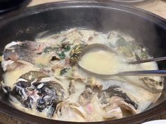 -陈大锅·岳阳鱼馆·地道岳阳菜(美食街店)