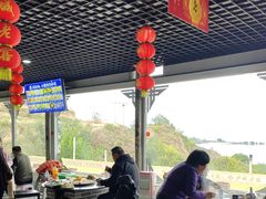 -小赖鱼馆·铁锅炖(官厅水库店)