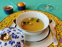 茉莉法国鹅肝清鸡汤-北京贵宾楼饭店·紫金