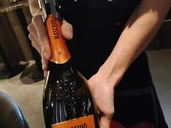 -wineapp葡萄酒餐吧(外滩金融中心店)