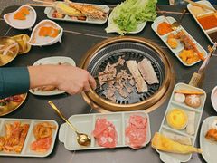 -梨花甄选自助烤肉(小寨原力场店)