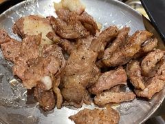 -韩烧牛中牛·甄选黑牛烤肉(黑金店)