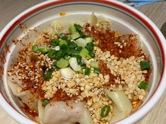 -八二小区抄手(龙湖上城天街店)