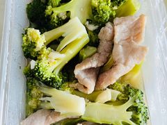 西兰花肉片饭-烧鹅濑(西华路店)