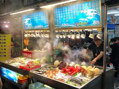 -六合夜市