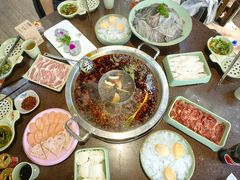 -巴倒烫陆派火锅山庄(南山总店)