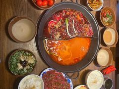 -萍姐火锅·公路夜市(武汉首店)