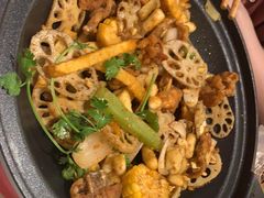 干锅牛蛙-渝蛙馆(新百店)