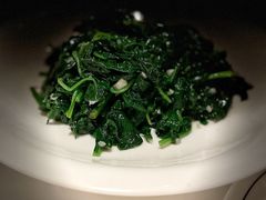 蒜蓉炒美國菠菜-嘉麟楼