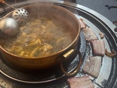 -阿山卓·野生菌火锅·纳西火塘烤肉