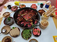-正贰捌经重庆老火锅(建设路店)