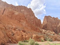 -天山神秘大峡谷