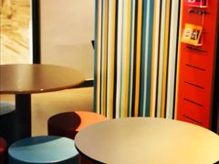 用餐区-麦当劳(新世纪环球中心店)