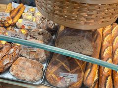 -方炉·天然食材面包店(青秀店)