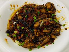 老干妈炒仔鸡-新新湘菜馆(新中街二条店)
