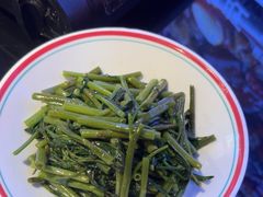 -川流不息·地道川菜·小龙虾(新松江路店)