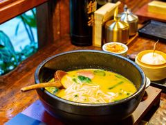 -银米·云南传统过桥米线(双廊黑金冠店)