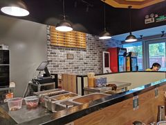 -亚皆老街南宁老友粉·米粉(印象城店)