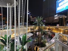 -上海世纪汇广场
