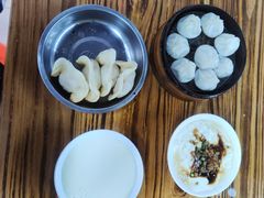 -锅贴大王南翔小笼(临沂二村店)