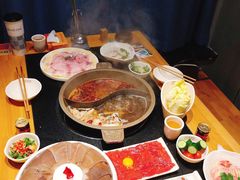 -潘小辣鲜肉老火锅