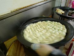 -黄阿姨锅贴大王(万航渡路店)