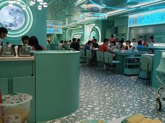 -季季红火锅(柳州城中万达二店)