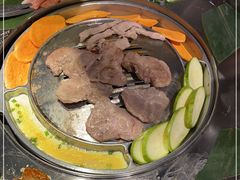 -哈哈碳都·牛肋条无限自助烤肉(台江万达店)