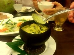-Neary Khmer Restaurant