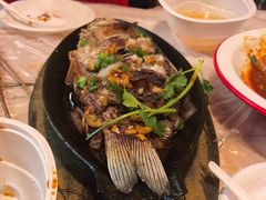 -郑记•不夜城烧烤•龙虾•虾蟹(黄鹤楼店)