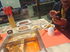 -月满大江经典成都火锅(麻城店)