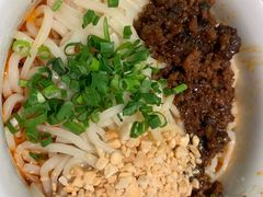 -姚姚酸菜鱼·金戈戈香港豉油鸡(喜荟城联名店)