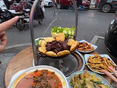 -霄汉牛三鲜湖北砂锅菜(万松园2店)
