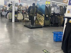 -迪卡侬(鲁泰大道店)