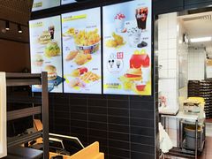 -麦当劳(展览路店)