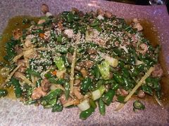 酒馆螺丝鸡-醉小酒馆·川菜·江湖菜·重庆菜(观音桥旗舰店)