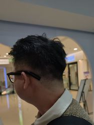 -苏豪路易士·嘉玛发廊