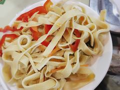 -陇上全荟兰州传统牛肉面(延吉路店)