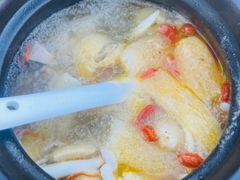 -七的湖·晚芳亭·阳澄湖农家菜·大闸蟹(莲花岛店)